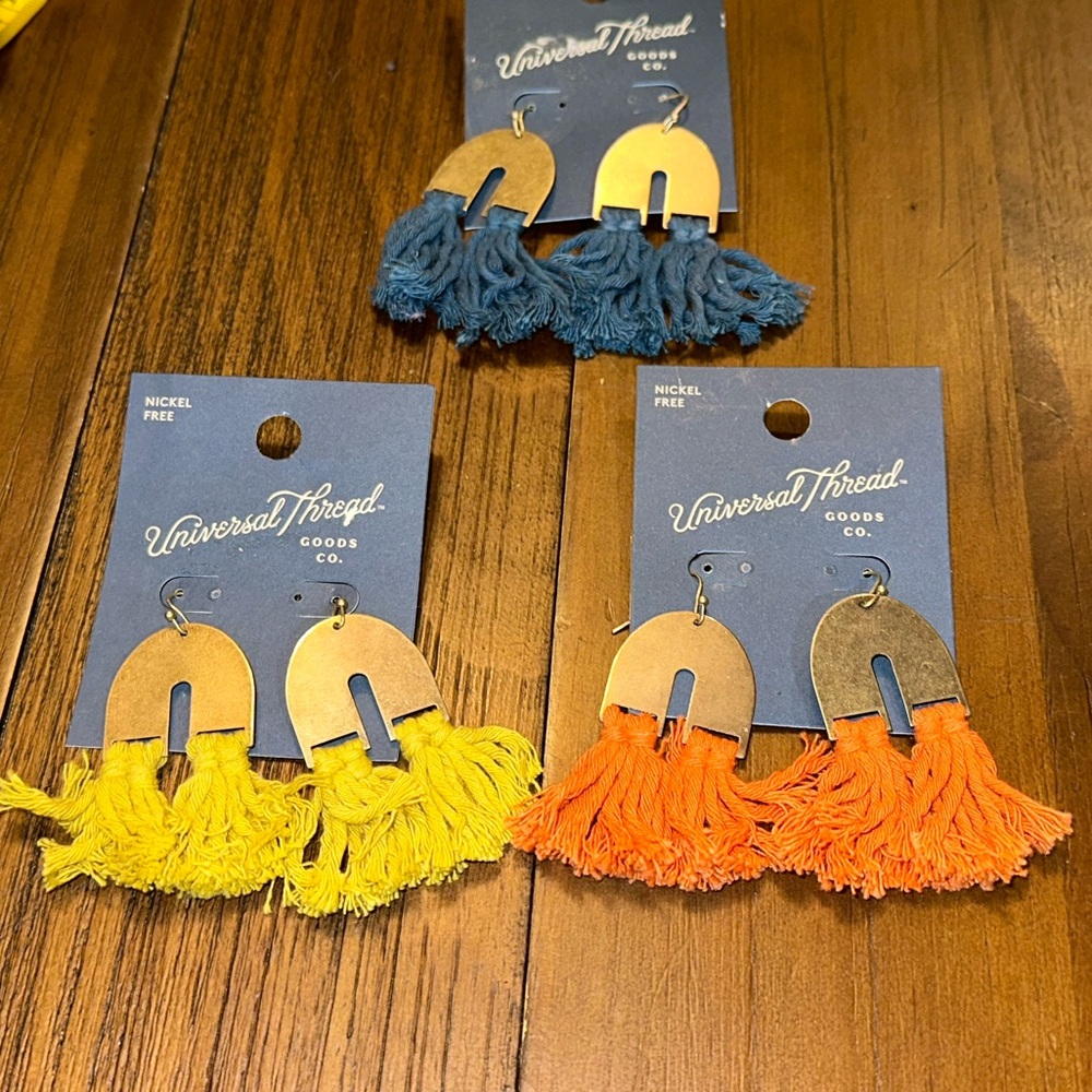 Universal Thread earrings variety of styles your choice of 1 pair - Picture 11 of 16